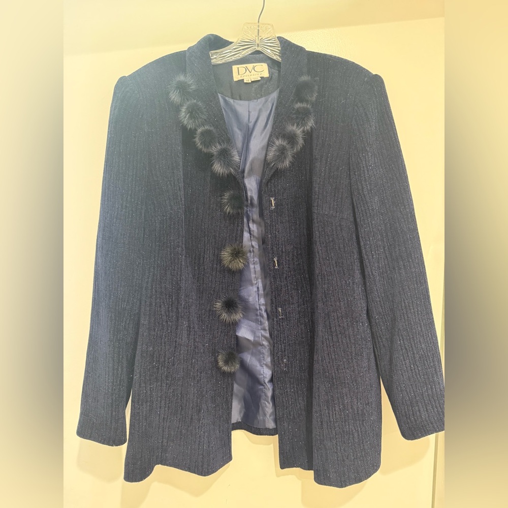 💥HP 💥 DVC Women's Navy Blazer with Fur Accents size 14